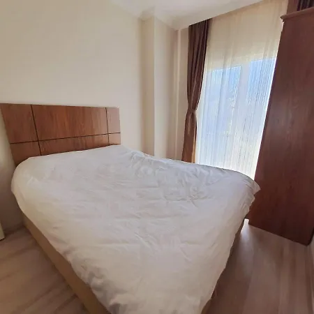 Lovely House With Heated Pool Near Ski Center In Kartepe Near Sapanca Hébergement de vacances